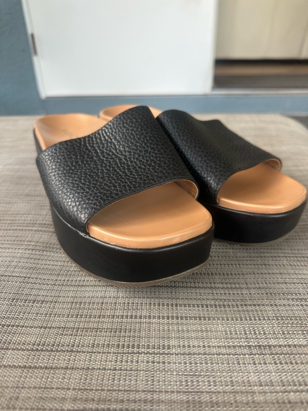 Vionic Slide Size 8.5 - Picture 8 of 8